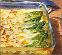 Clafoutis Salé aux Asperges Vertes, Amandes et Parmesan