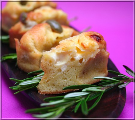minis-cakes-aux-olives-et-a-la-vache-qui-rit