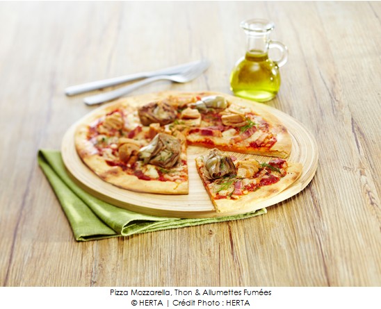 pizza_mozzarella_thon_et_allumettes_fumees_