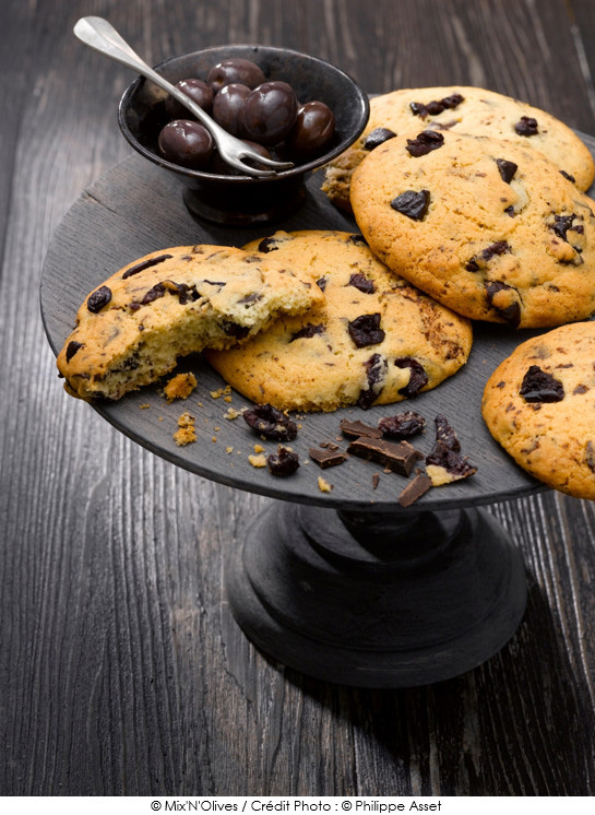 cookies_au_chocolat_noir_et_olives_violettes