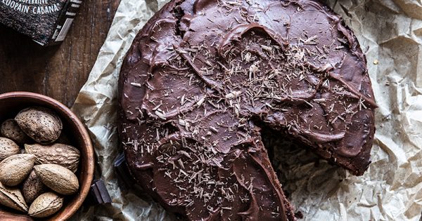 Le cake végétal au chocolat | A Vos Assiettes, Recettes de cuisine
