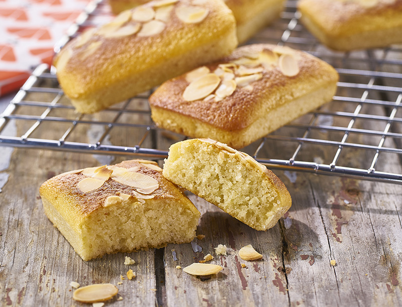 Financier Healthy Facon Gateau Au Yaourt Tipiak Sans Beurre A Vos Assiettes Recettes De Cuisine Illustrees