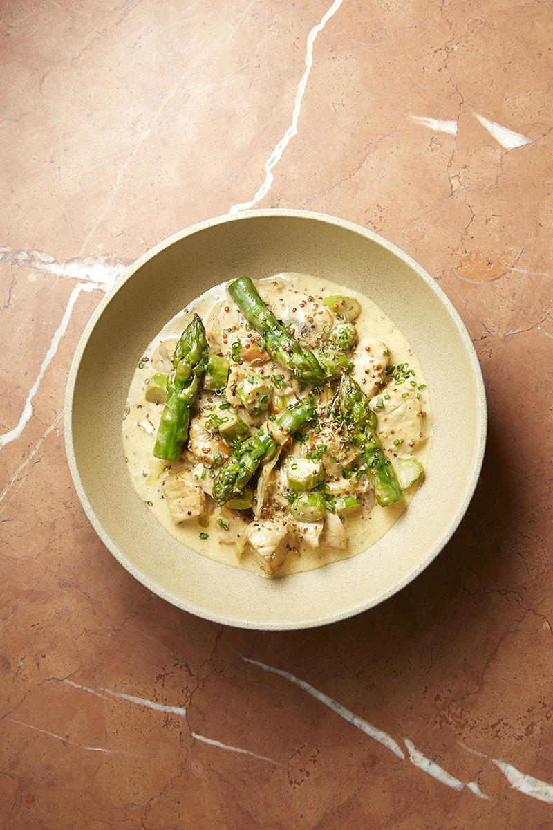 Cocotte de veau asperges vertes, crème à l’anis vert fenouil sauvage