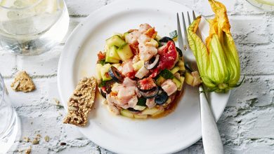 Tartare noix de veau Bio, courgettes marinées, olives, citron vert, tomates confites