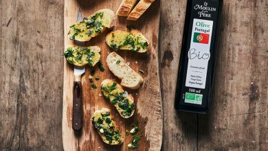 Pain portugais à l’ail, persil huile d’olive du Portugal