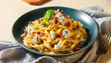 Spaghetti Carbonara sauce Gorgonzola Cremoso