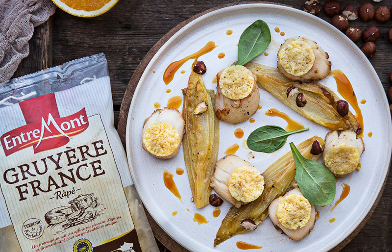 SaintJacques chips de Gruyère Entremont, endives et jus d’orange A Vos Assiettes