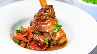 Souris d’agneau irlandais, confite au miel et dattes