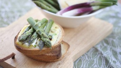 Bruschetta asperges et Brie
