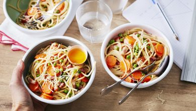 Spaghettis carbonara aux petits légumes