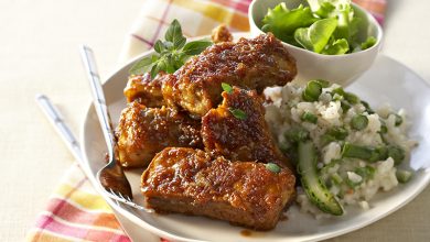 Travers de porc caramélisés au miel risotto aux asperges