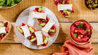Tartine houmous de betterave, concombre Ovale de Chèvre
