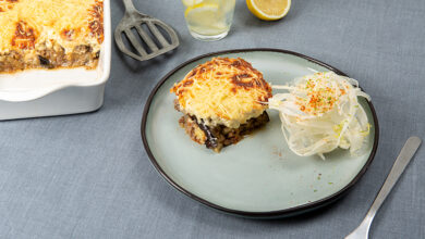 Moussaka de bœuf salade de fenouil citron