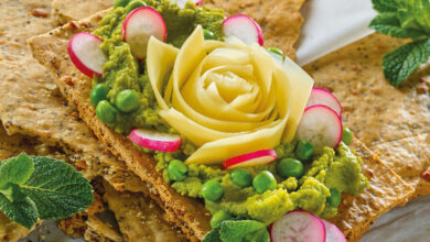 Crackers printaniers petits pois, radis et Beaufort