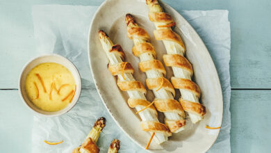 Feuilletés asperges blanches, sauce beurrée orange