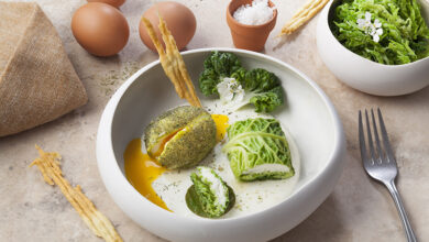 Œuf mollet croûte d’herbes entre terre et mer