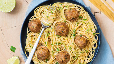 Spaghetti aux boulettes de thon aromates