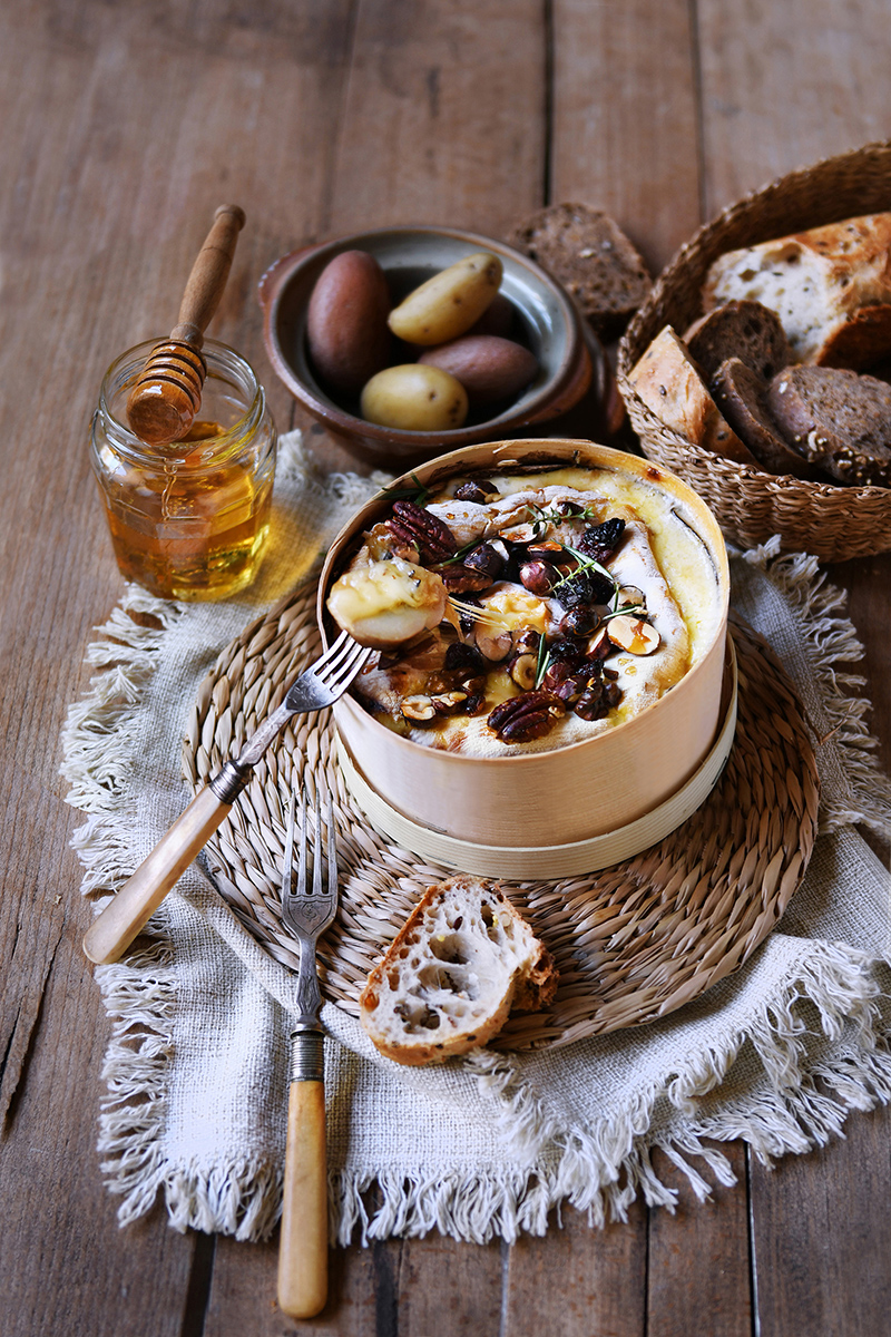 Mont d’Or au four fruits secs