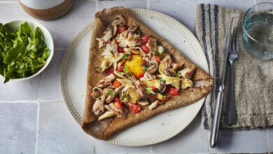 Galette complète lapin, tomates champignons