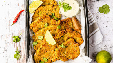 Pancakes pois chiches courgettes sauce coriandre