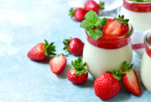 Panna cotta vanille compotée de fraises