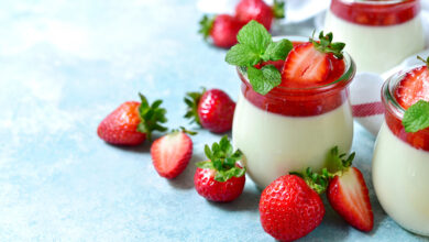 Panna cotta vanille compotée de fraises