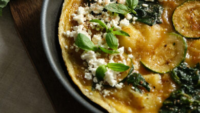 Tortilla courgettes, épinards oignon rouge