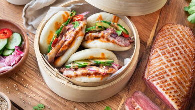 Bao buns Magret, concombre sauce épicée