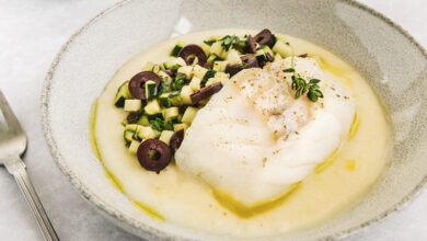 Cabillaud basse température, crème pommes de terre, tartare courgettes olives, crème d’Isigny AOP