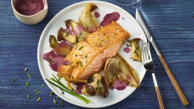 Saumon citron, endives, pleurotes sauce vin rouge