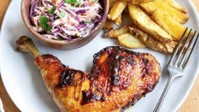 Cuisse de poulet fermier Label Rouge BBQ, sauce barbecue coleslaw