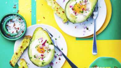 Œufs coque d’avocat