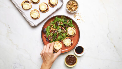 Salade, chèvre chaud confiture de figues