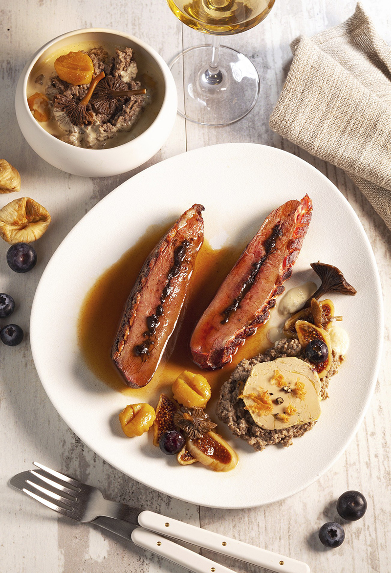 Magret à l’ail noir, émulsion Foie Gras garniture automnale
