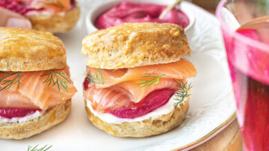 Scones salés saumon fumé, betterave fromage frais