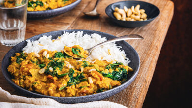 Dahl lentilles corail épinards frais