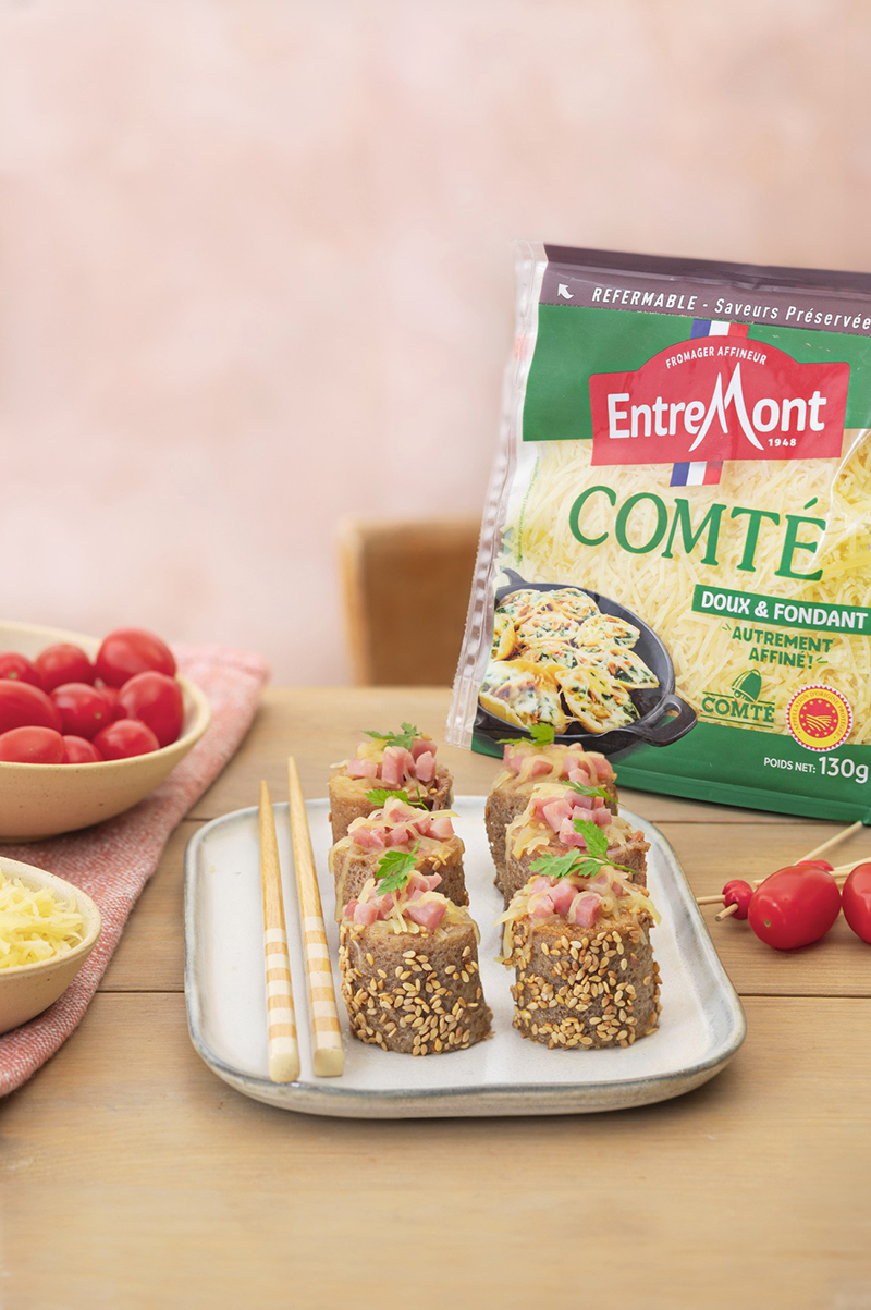 Rouleaux de crêpes sarrasin Râpé Comté Entremont, jambon ciboulette