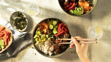 Poke bowl thon et sauce soja sucrée