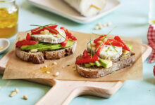 Tartine Sainte-Maure de Touraine AOP, fraises